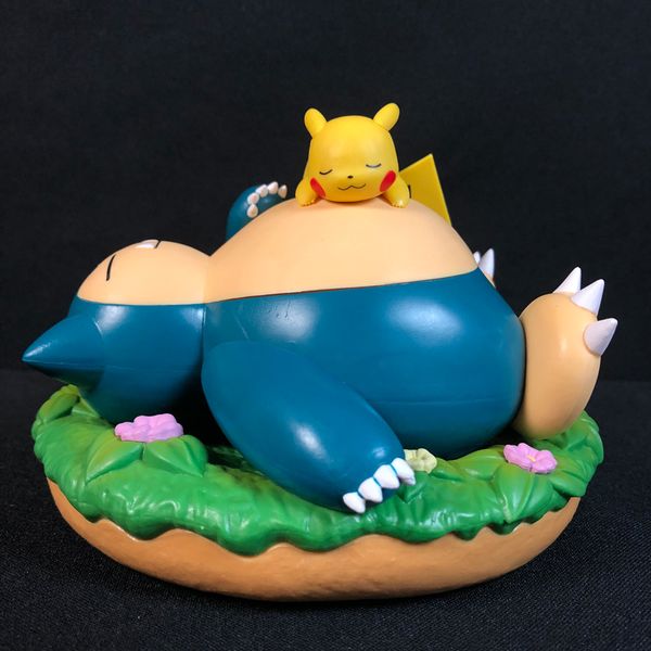 snorlax pikachu figure