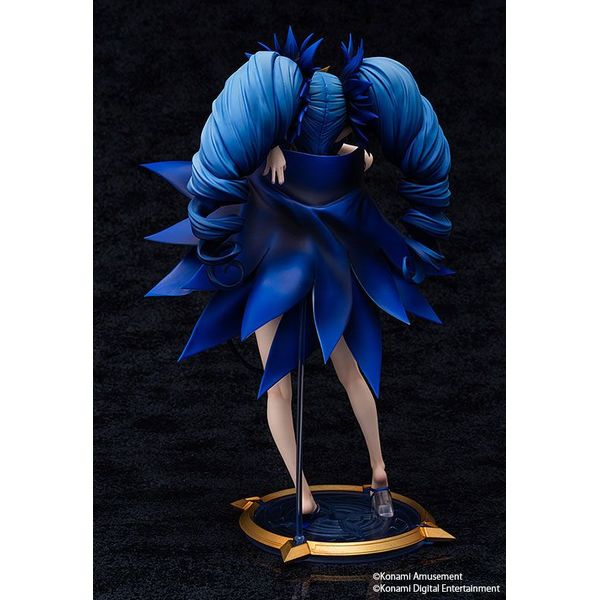 Aqua Figure Bomber Girl