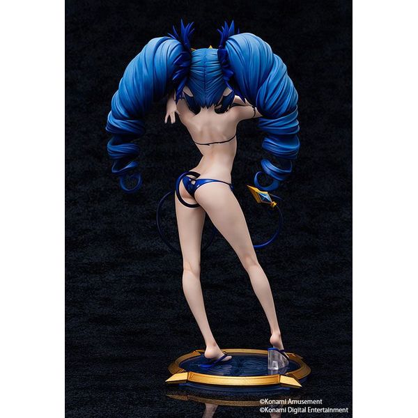Aqua Figure Bomber Girl