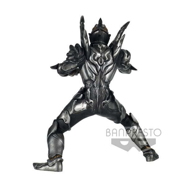 Figura Trigger Dark Ultraman Trigger Heros Brave