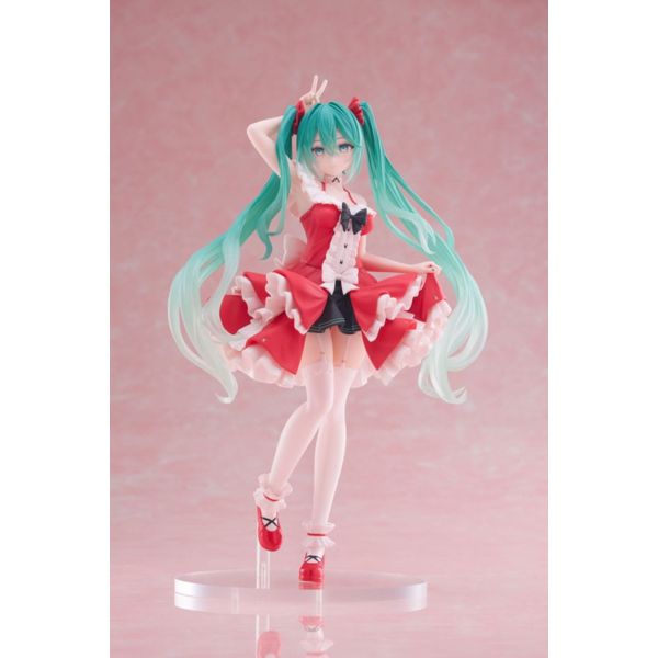 Hatsune Miku Fashion Lolita Figure Vocaloid