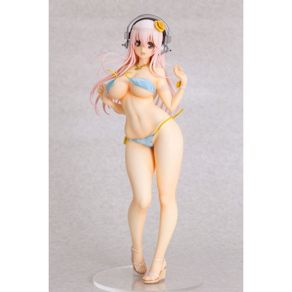Super Sonico Statue 1/4.5 Super Sonico Summer Vacation Ver. 35 cm