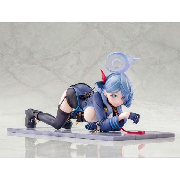 Blue Archive Estatua PVC 1/7 Ako Memorial Lobby Ver. 23 cm