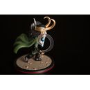 Q-Fig Loki Thor Ragnarok Diorama