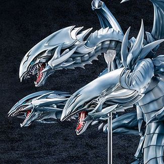 Figura Dragon de Ojos Azules Definitivo Yu-Gi-Oh! Amakuni