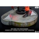 Star Wars Estatua Premium Format Luke Skywalker & X-Wing: Red Five, Standing By 76 cm