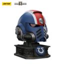 Warhammer 40,000: Space Marine 2 Replica Ultramarines Lieutenant Titus helmet with Display Stand 44 cm 