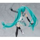 Hatsune Miku GT Project Plastic Model Kit Reincarnation Racing Miku: 2013 Ver. 19 cm