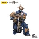 Warhammer 40,000: Space Marine 2 Figura Ultramarines Heavy Relic Primus Armor with Heavy Relic Bolt Rifle 13 cm